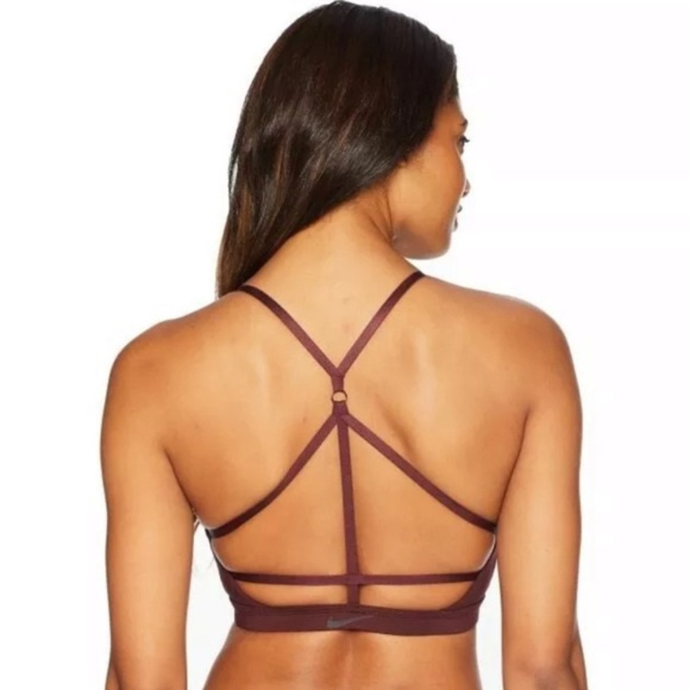 XS NIKE JDI Indy Strappy Sports Bra